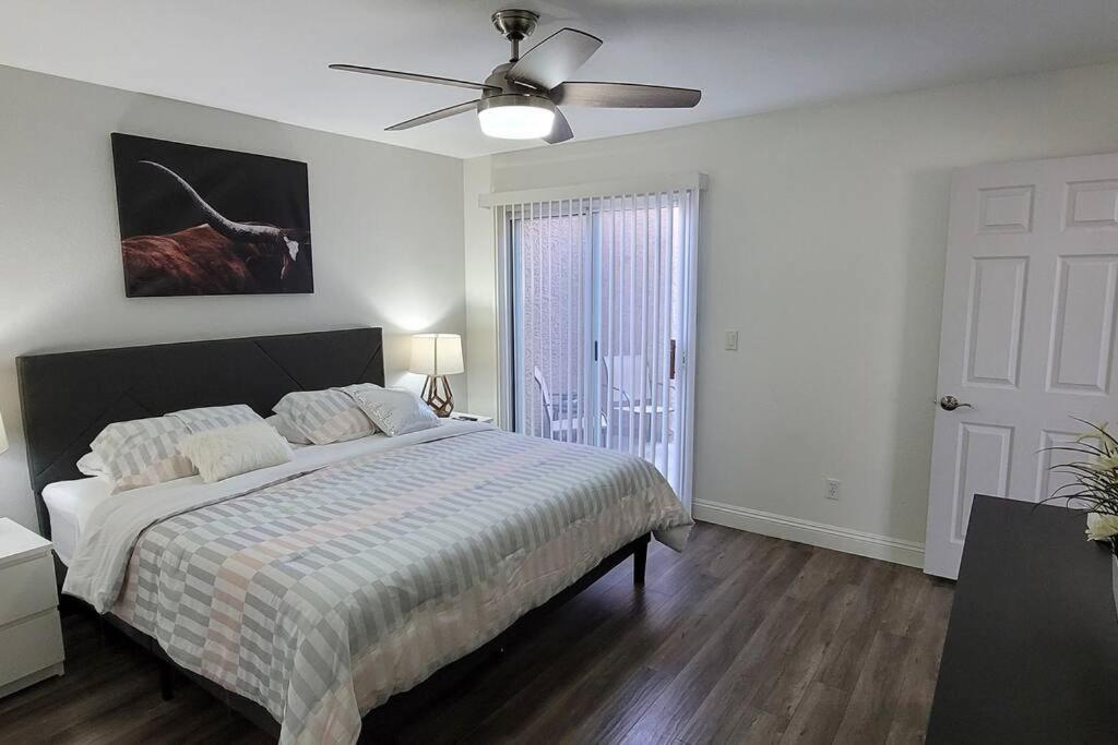 L - Fully Remodeled And Professionally Decorated Las Vegas Luaran gambar
