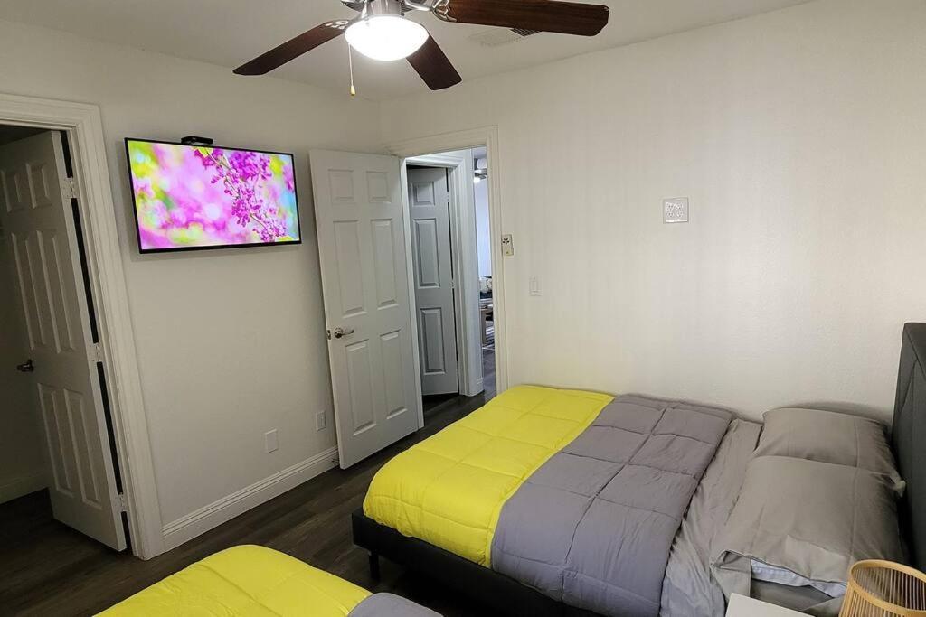 L - Fully Remodeled And Professionally Decorated Las Vegas Luaran gambar